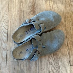 Boston Soft Bed Birkenstocks in Taupe 39